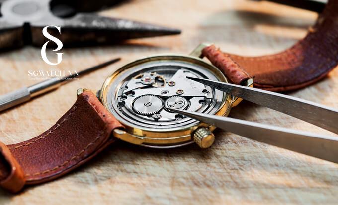 Giải đáp thắc mắc về chống nước đồng hồ sau thay pin