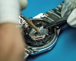 Giải đáp thắc mắc về chống nước đồng hồ sau thay pin