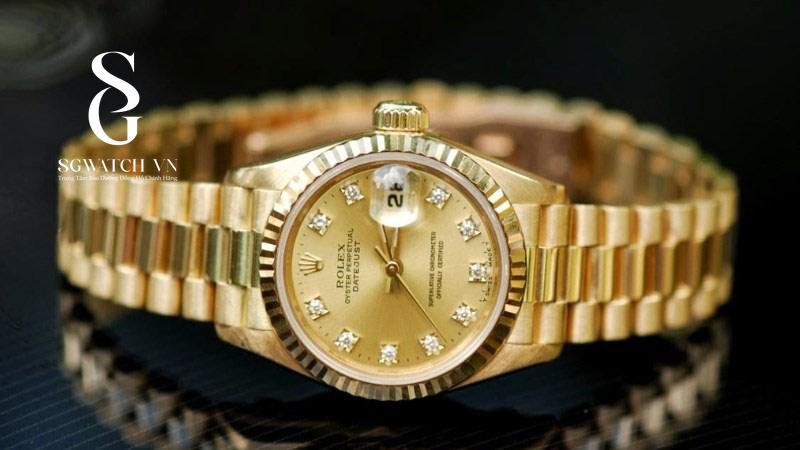 Nhìn lại xu hướng đồng hồ nữ năm 2024