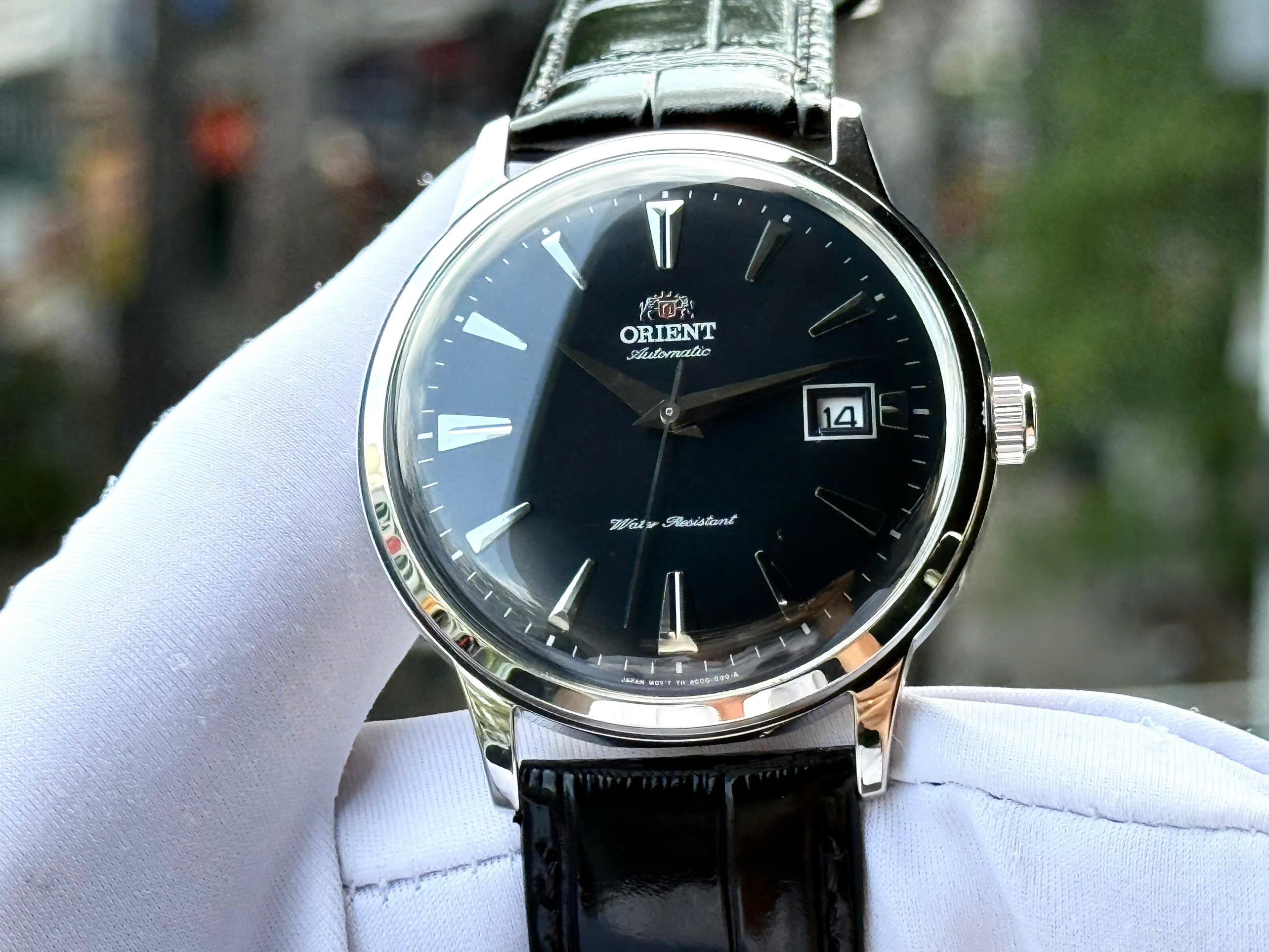 Đồng hồ Orient Bambino FAC00004B0 – Nam – Automatic (Tự Động) – Mặt Số 40mm, Kính Cứng Cong, Trữ Cót 40 Giờ
