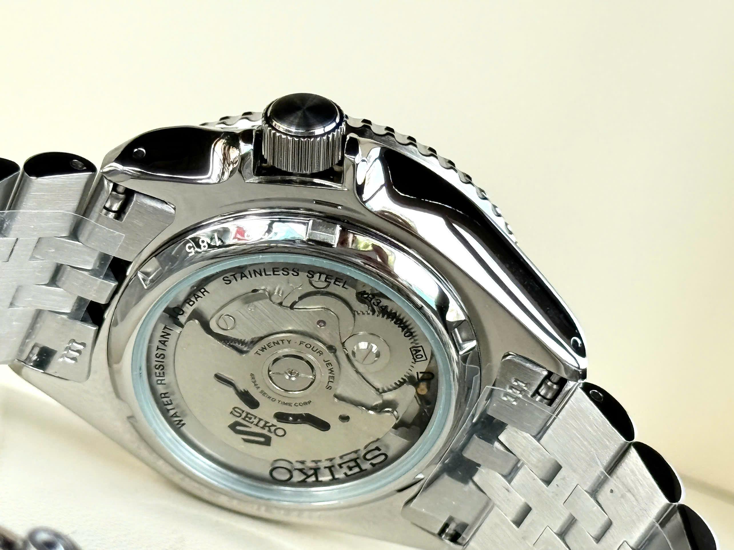 Đồng hồ nam Seiko 5 Sports GMT SSK001K1