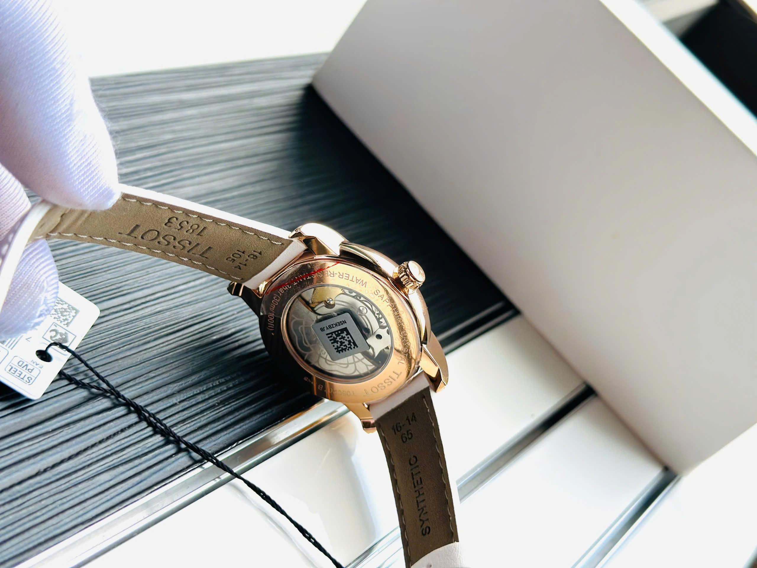 Đồng Hồ Nữ Tissot Lady Heart Flower Powermatic 80 T050.207.37.017.05
