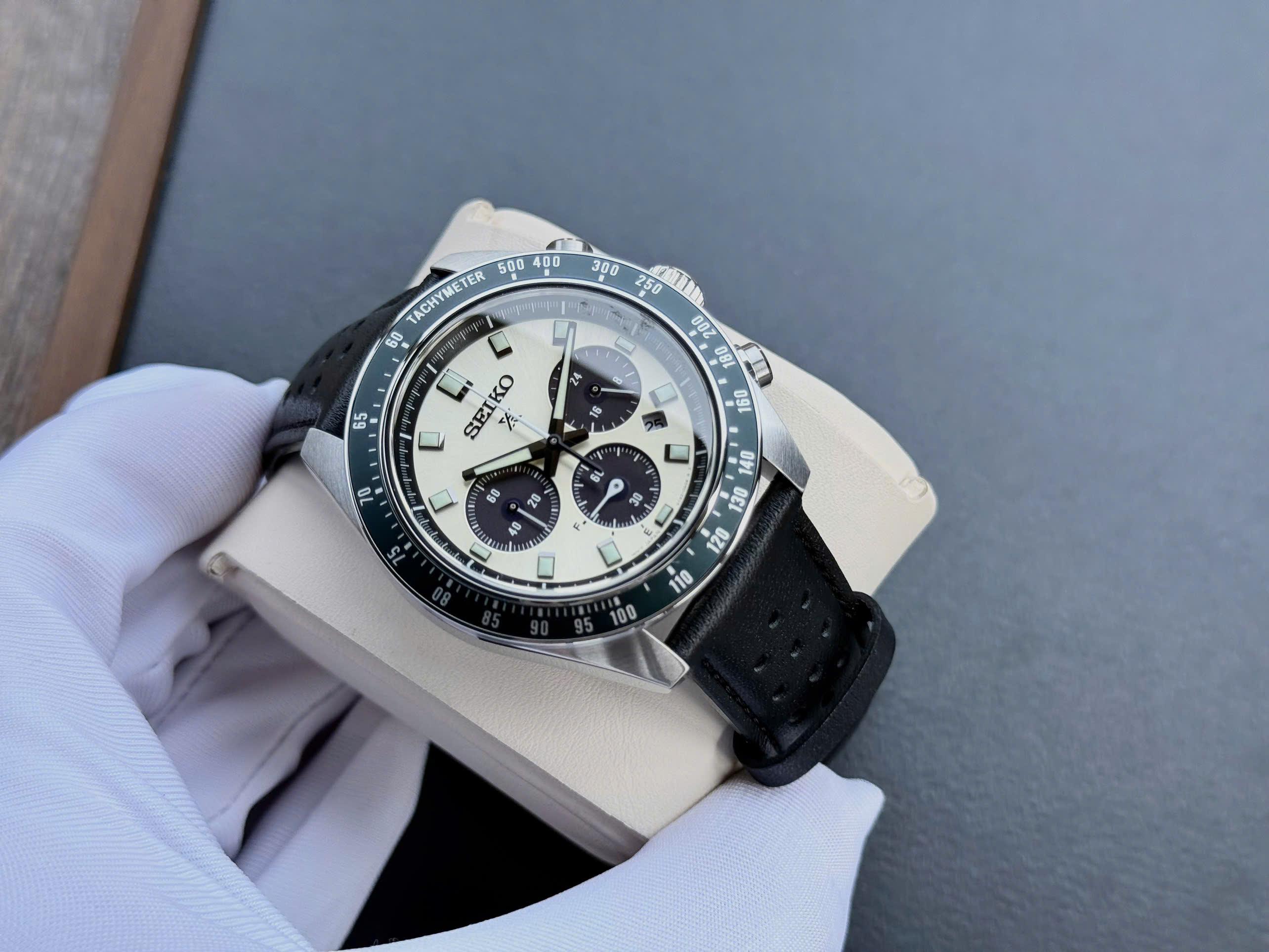 Đồng hồ nam Seiko Prospex Solar SSC943P1 SSC943