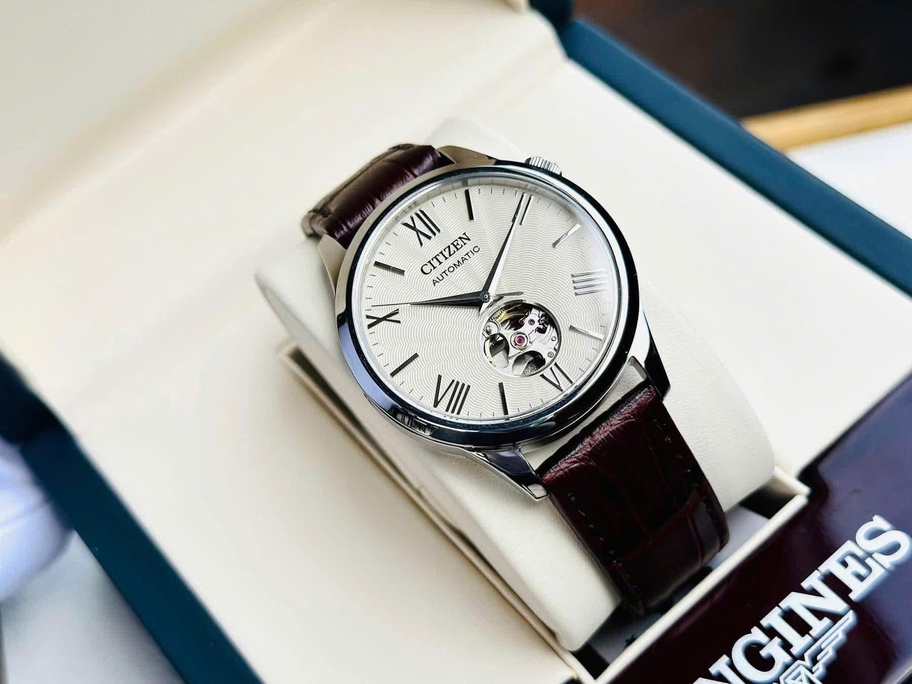 Đồng hồ nam Citizen Open Heart NH9130-17A