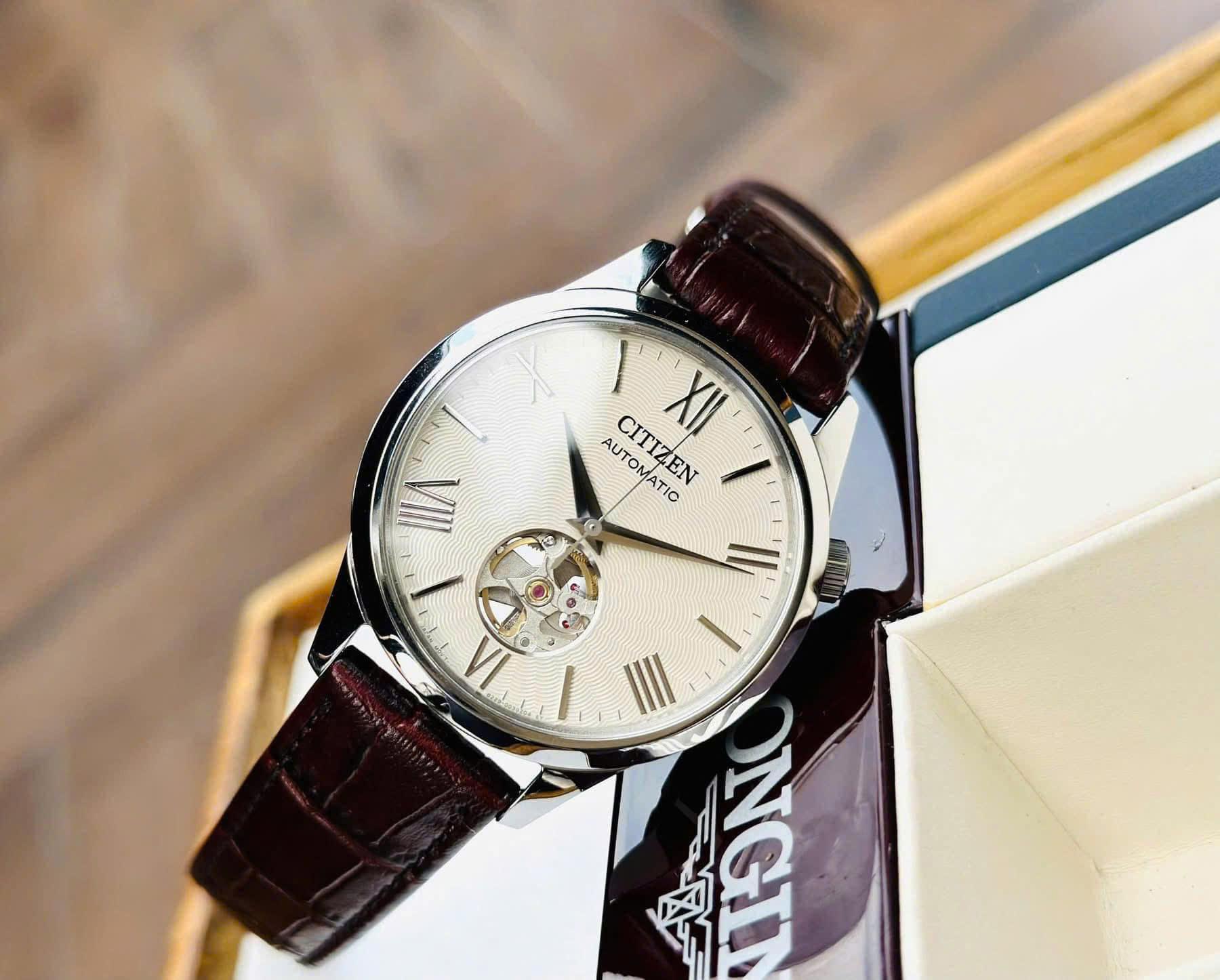 Đồng hồ nam Citizen Open Heart NH9130-17A