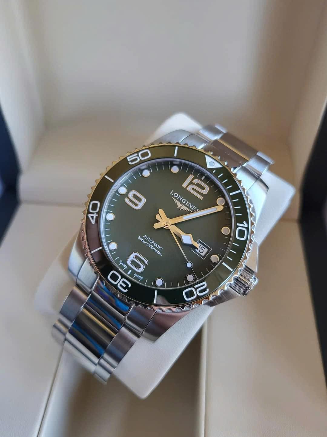 Đồng hồ Longines HydroConquest Ceramic Green L3.782.4.06.6