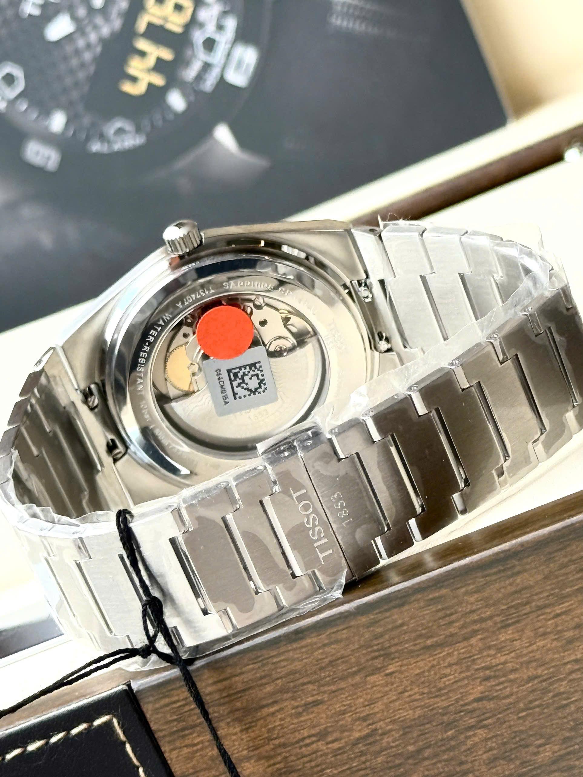 Tissot PRX Powermatic 80 T137.407.11.051.01