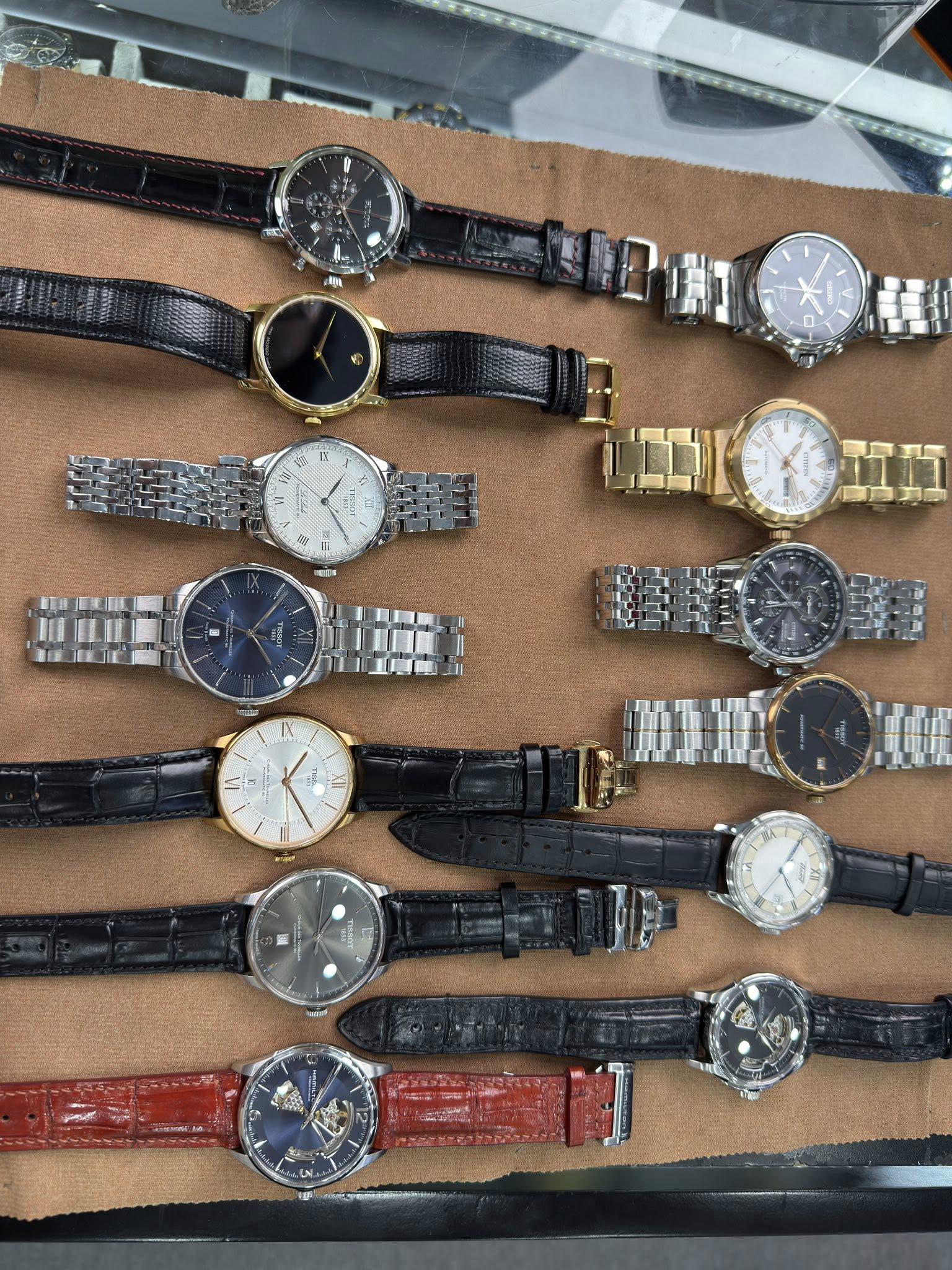 Có nên mua đồng hồ cơ cũ? Ưu và nhược điểm khi mua đồng hồ cũ