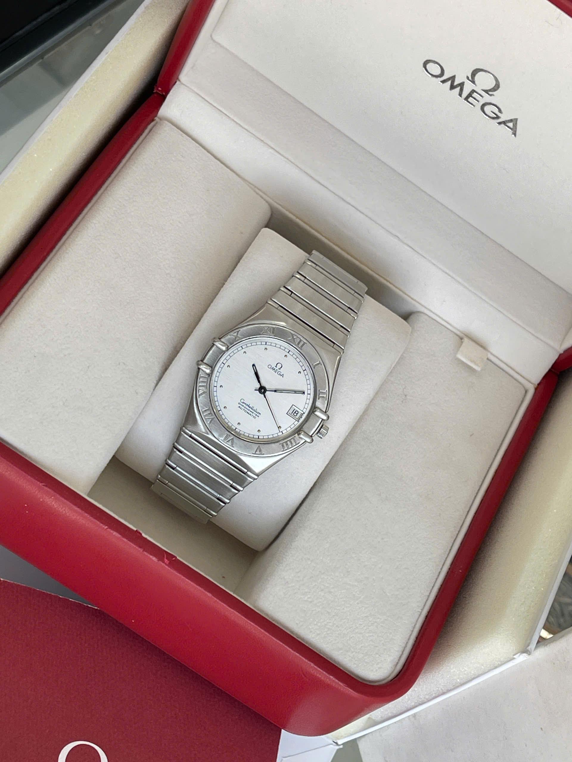 Omega Constellation 368.1075 – Dấu ấn thiết kế cổ điển của thời gian