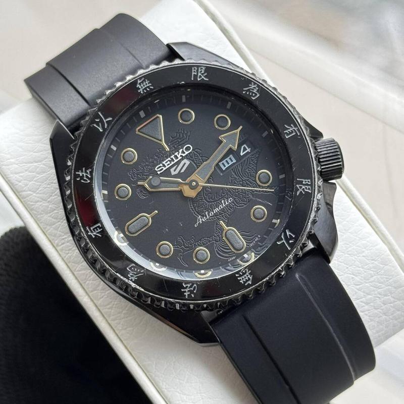 Seiko SRPK39 5 Sports SKX Sense Limited Edition – Phiên bản giới hạn Bruce Lee