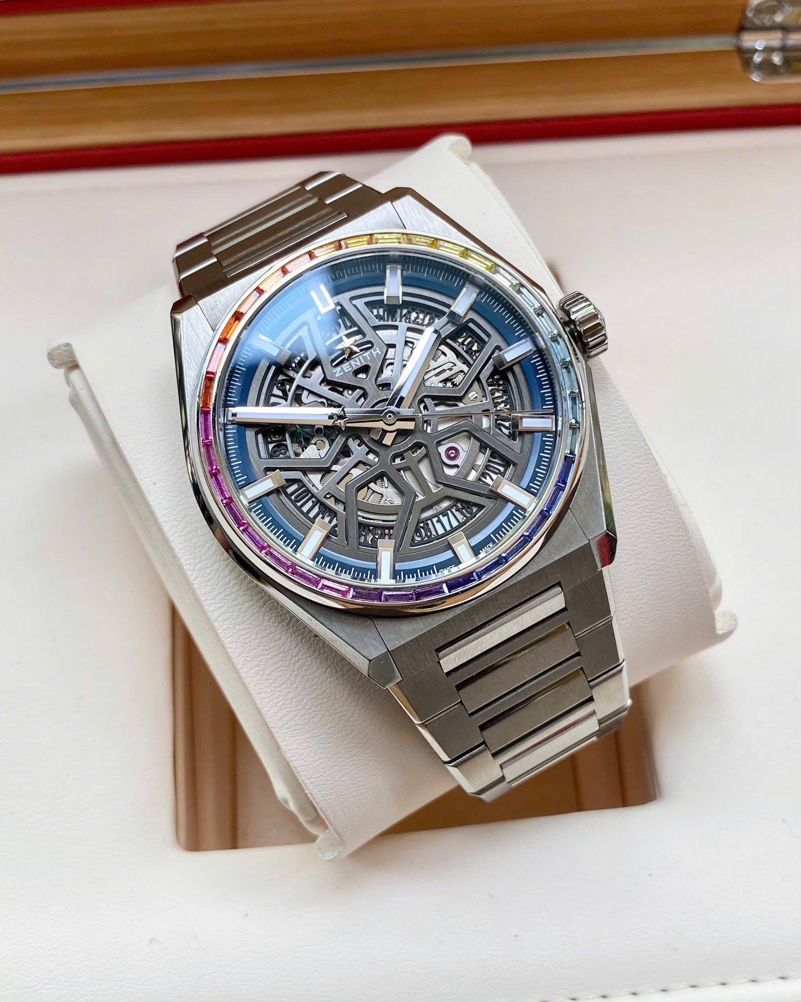 Zenith Defy: Khám Phá Bộ Sưu In-house Cao Cấp
