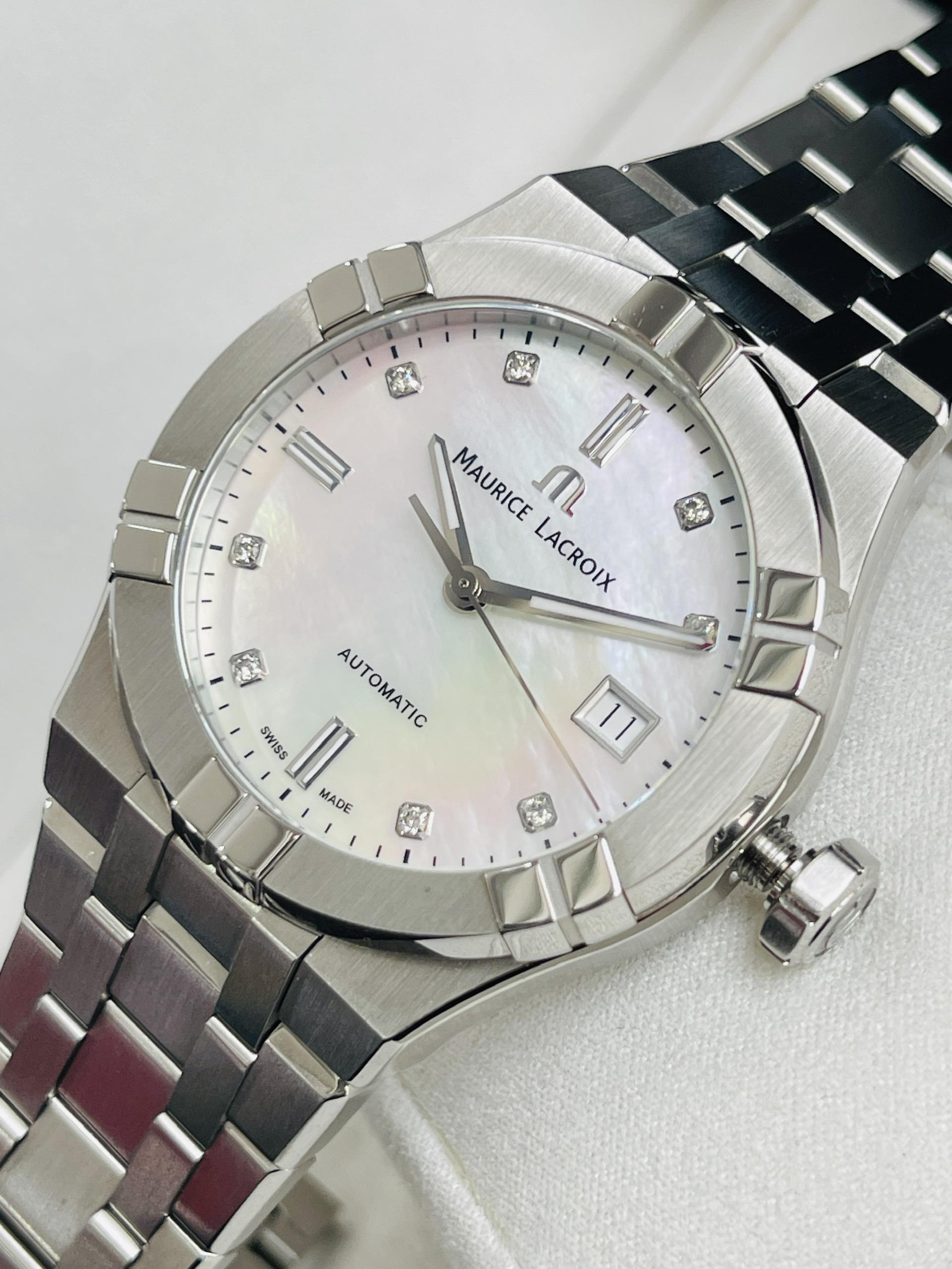 Maurice Lacroix Aikon Automatic AI6007-SS002-170-1 Diamond Mặt Xà Cừ