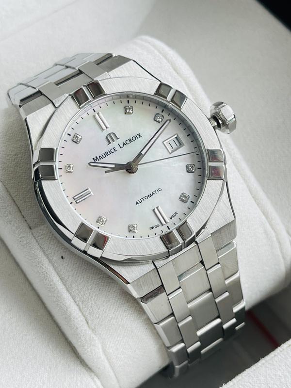 Maurice Lacroix Aikon Automatic AI6007-SS002-170-1 Diamond Mặt Xà Cừ