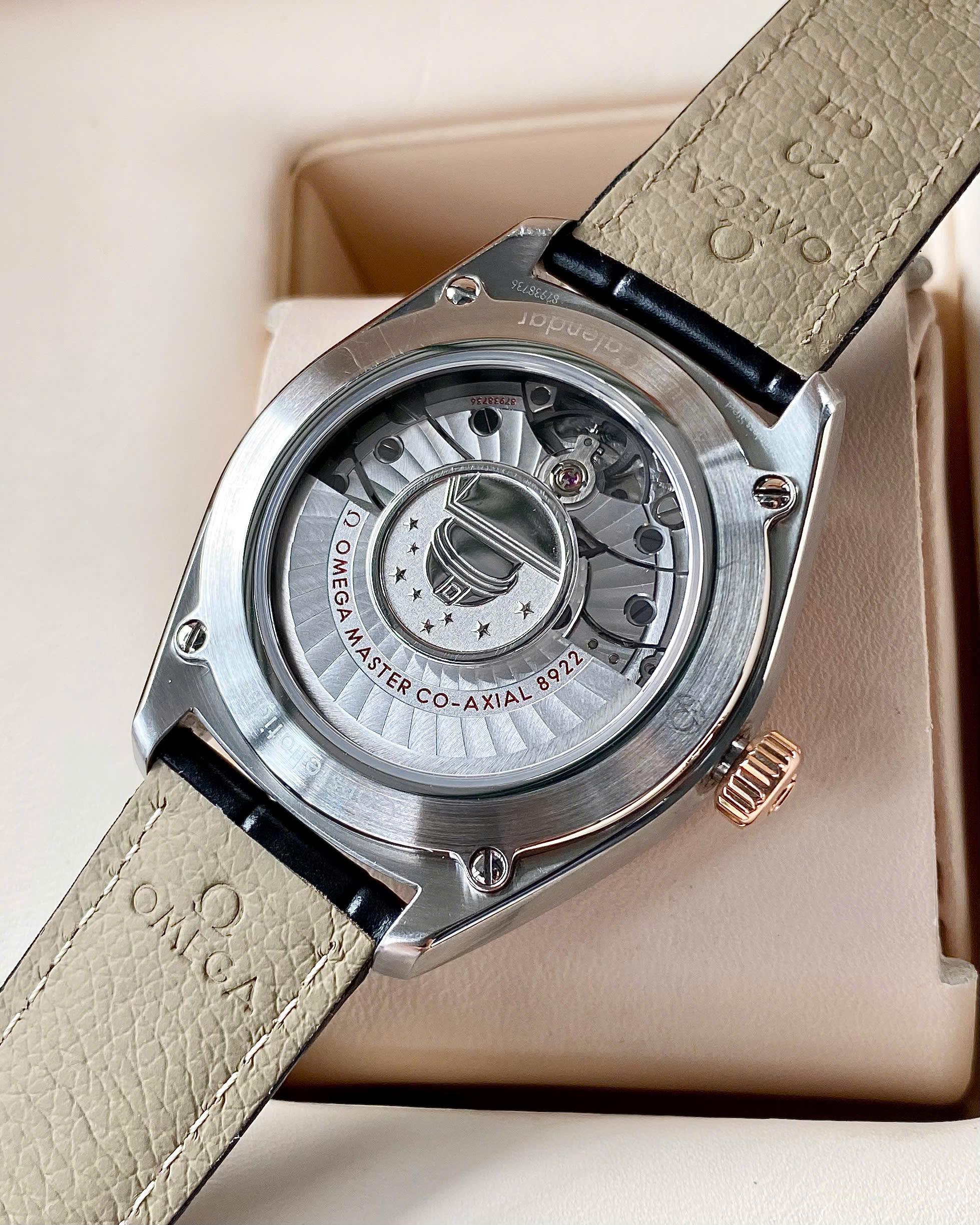 Omega Globemaster Annual Calendar Automatic Mens 41mm Sedna Gold 130.23.41.22.06.001