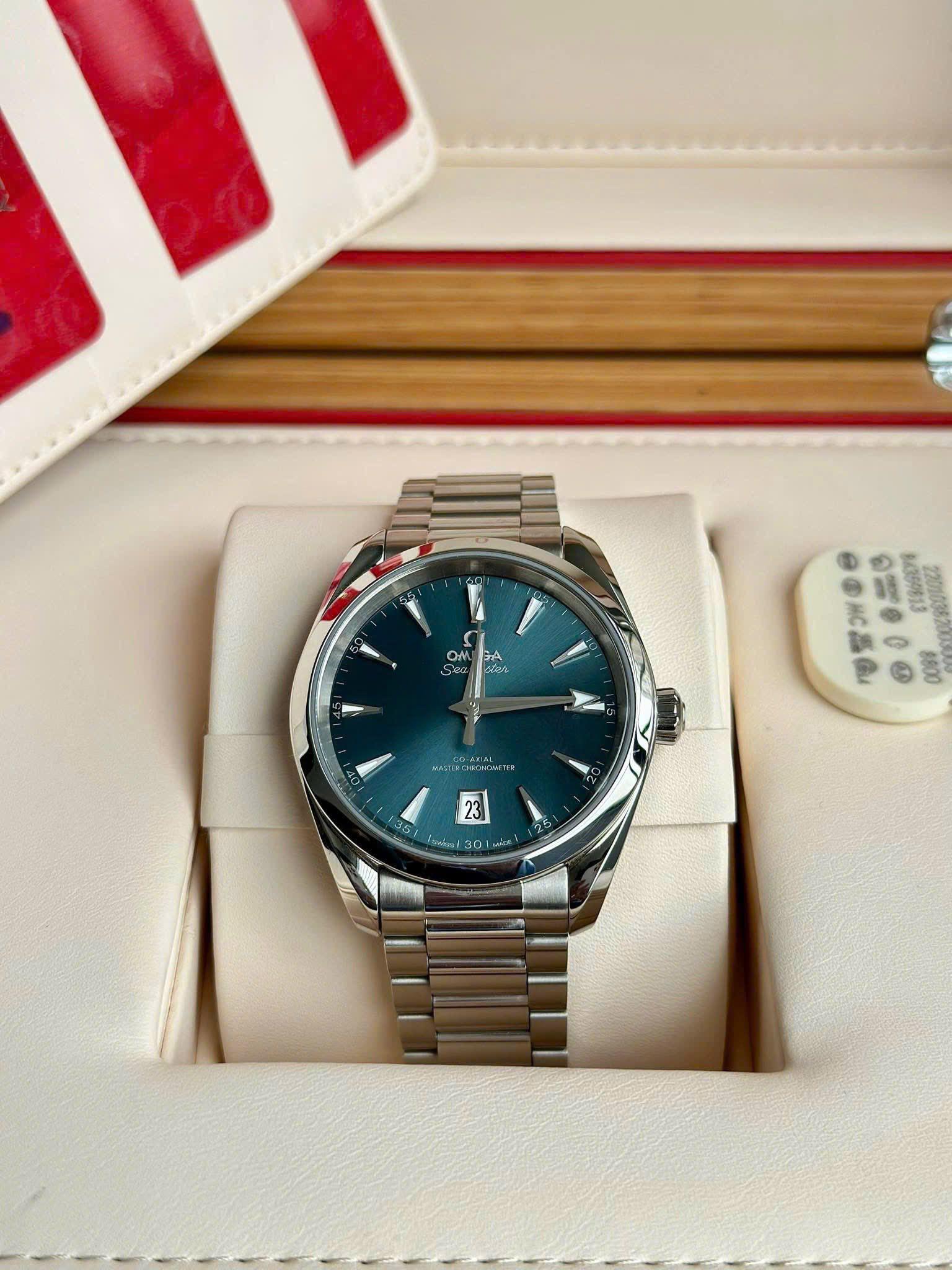 Omega Seamaster Aqua Terra Shades 150M 38mm Atlantic Blue – 220.10.38.20.03.003