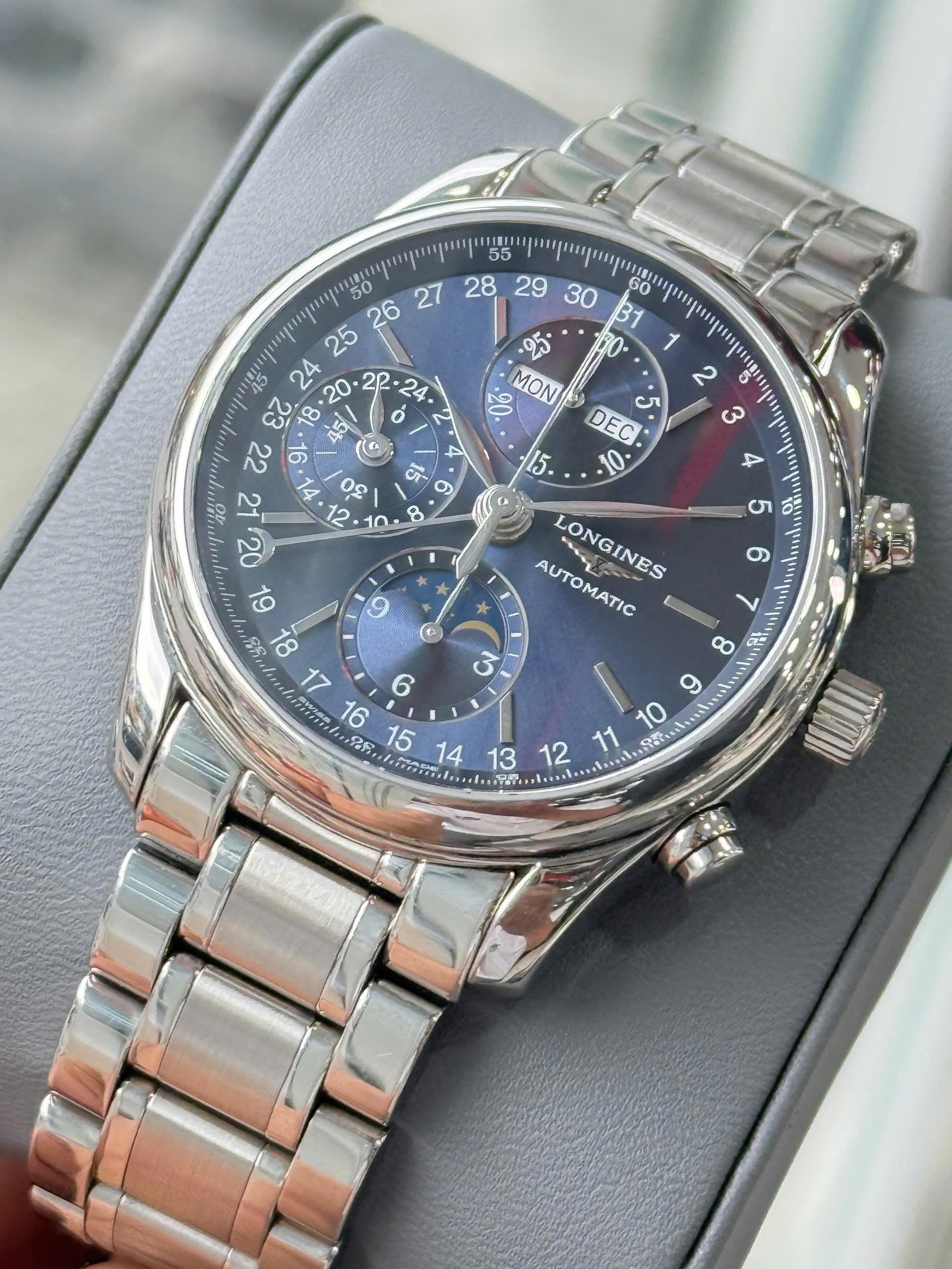 Longines Master Collection L2.673.4.92.6 – Moonphase Chronograph 40mm Blue Dial