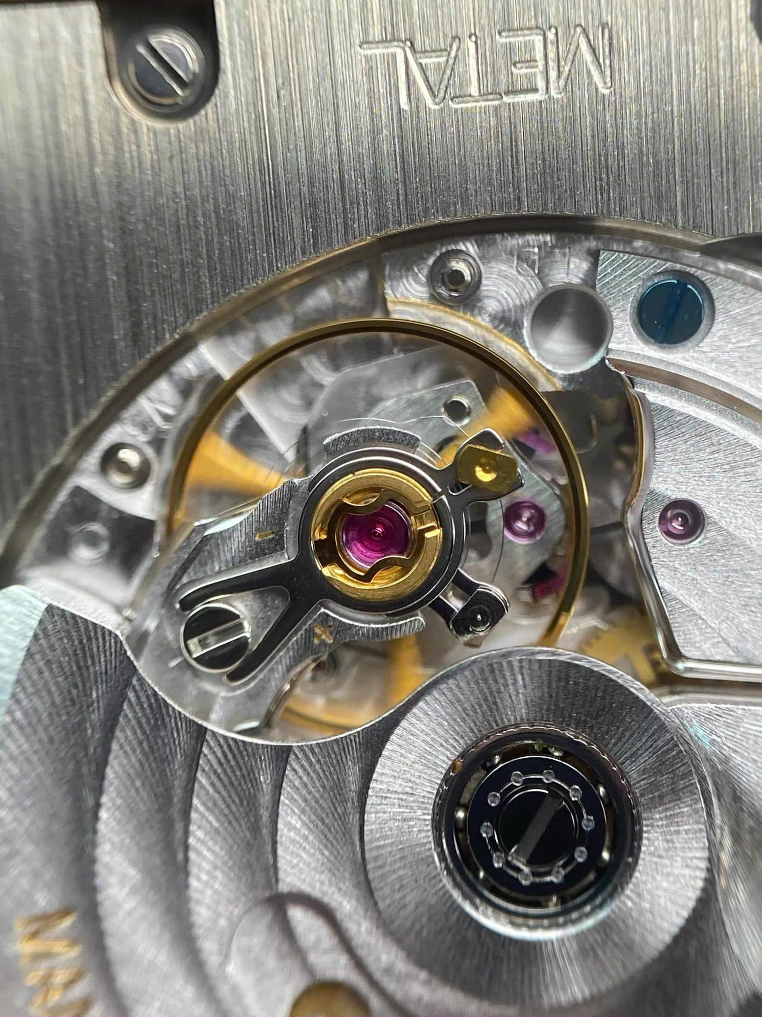 Piaget Emperador Automatic Silver Dial Power Reserve G0A25037 – Biểu tượng đẳng cấp vượt thời gian