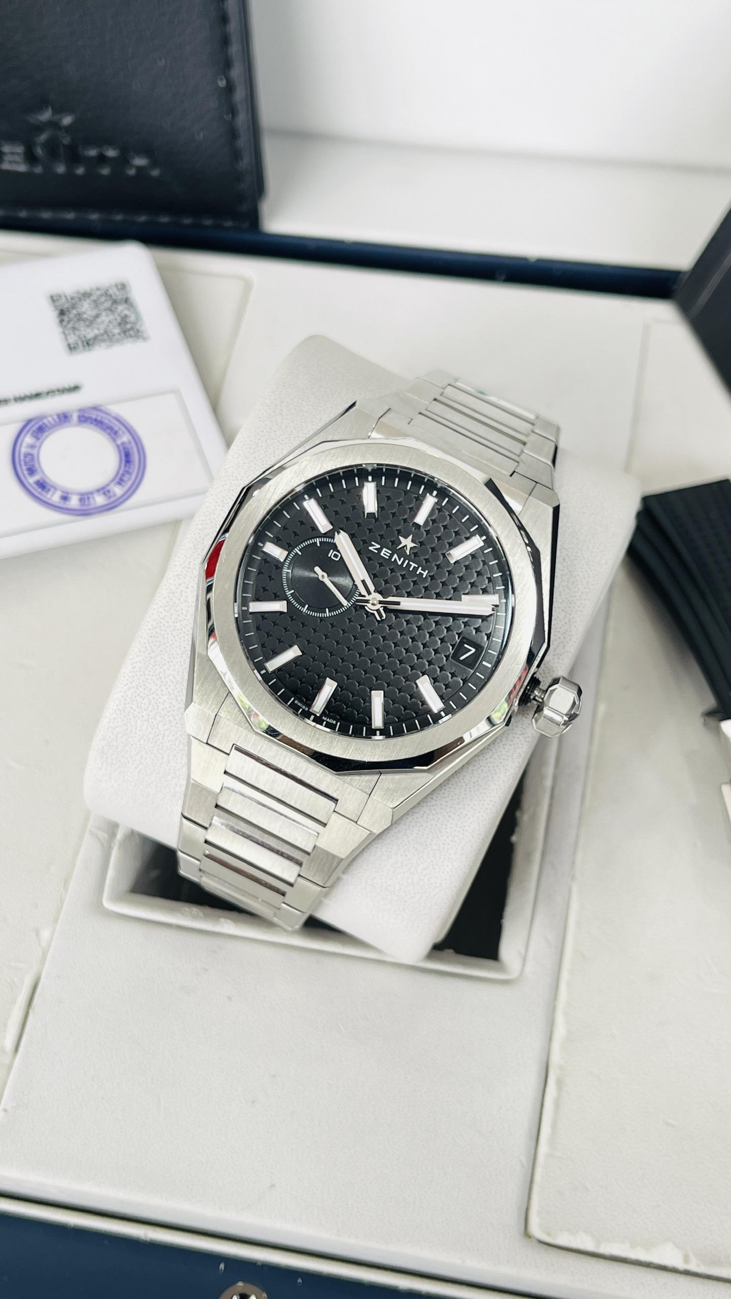 Zenith Defy Skyline 03.9300.3620/21.I001 41mm – Cỗ máy thể thao chuẩn Swiss Made