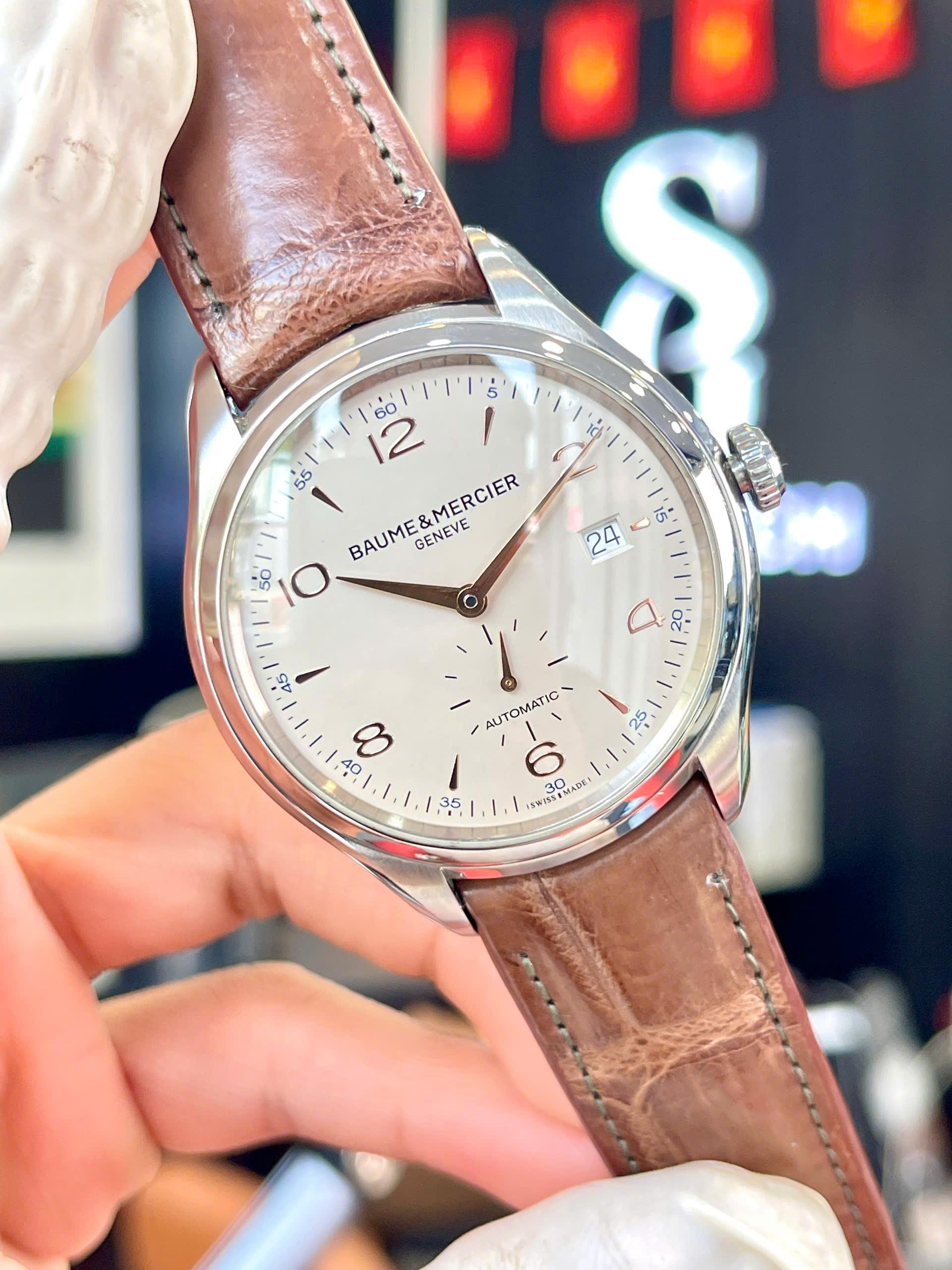 Baume & Mercier Clifton 10054 Watch 41mm Used