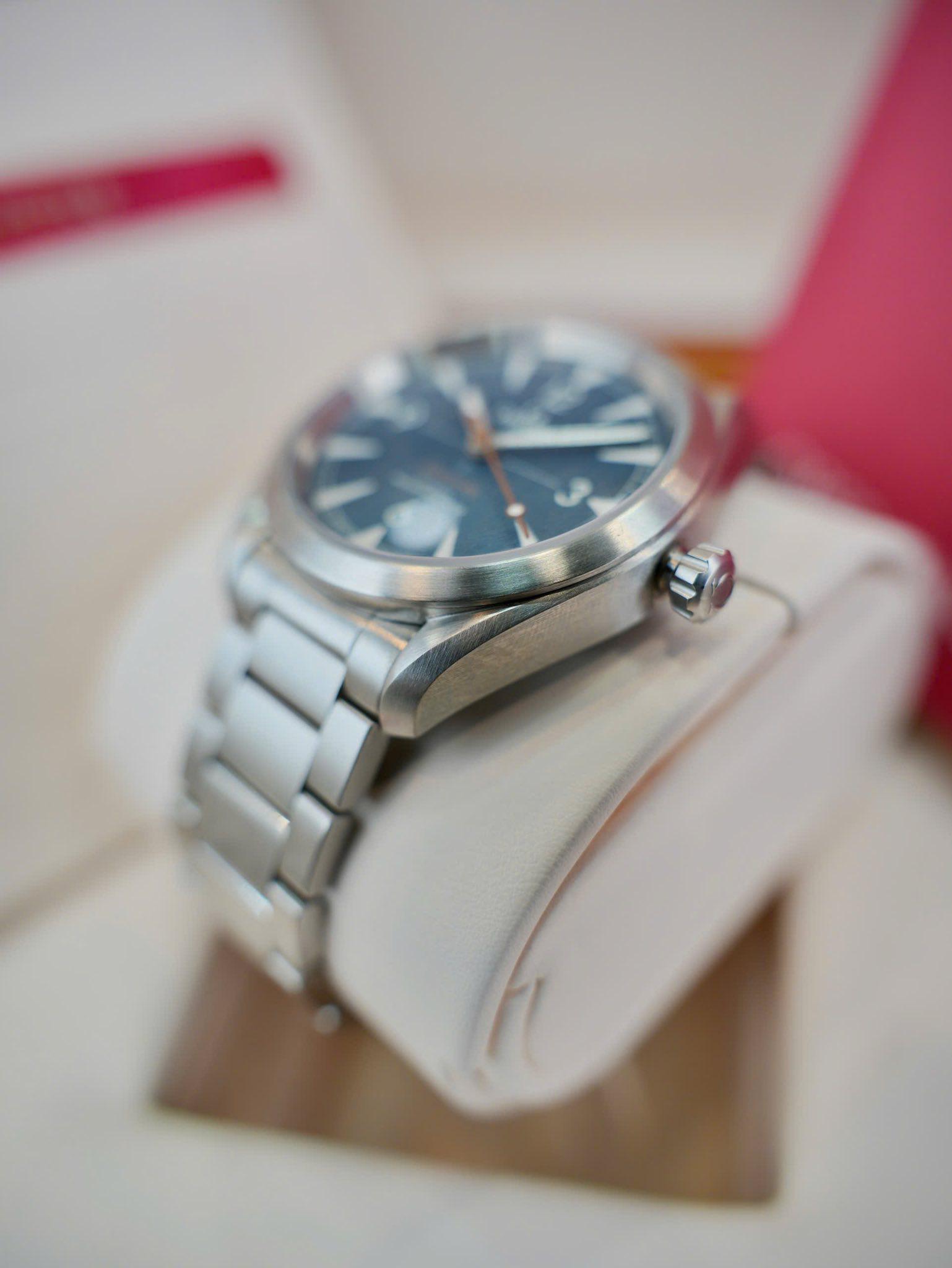 Omega Seamaster Railmaster Co-Axial Master Chronometer 220.10.40.20.03.001 Used