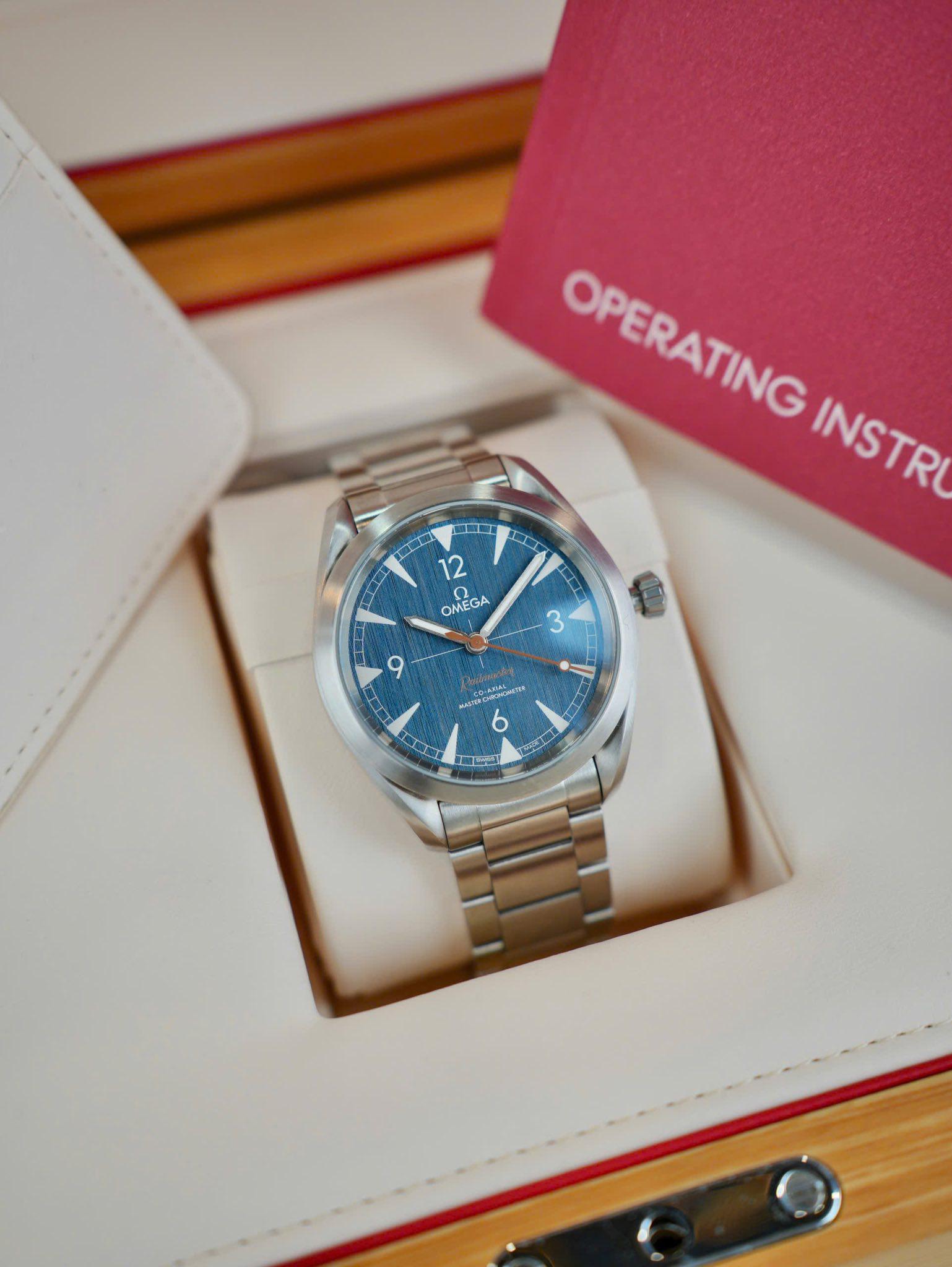 Omega Seamaster Railmaster Co-Axial Master Chronometer 220.10.40.20.03.001 Used