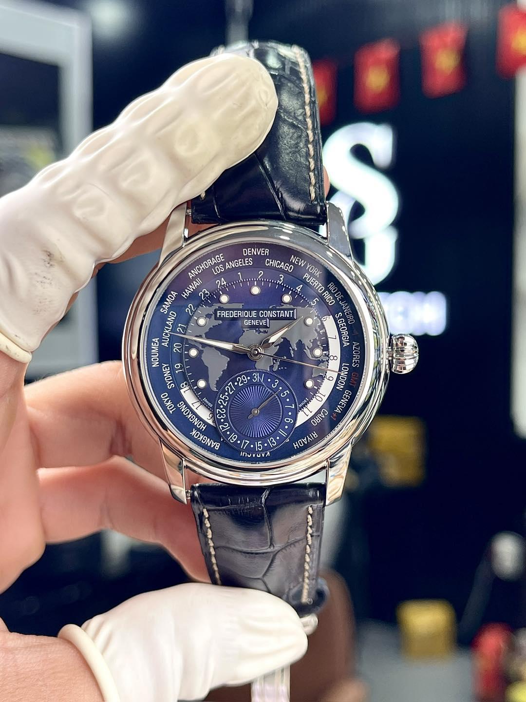 Frederique Constant Manufacture Worldtimer FC-718NWM4H6 Used