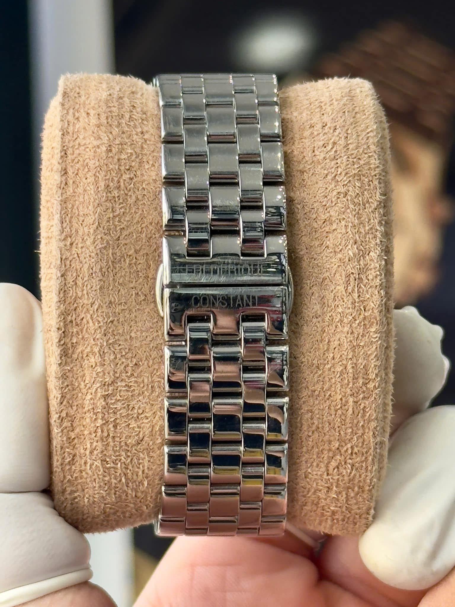 Frederique Constant Classic Open Heart FC-335MC4P6B2 Used