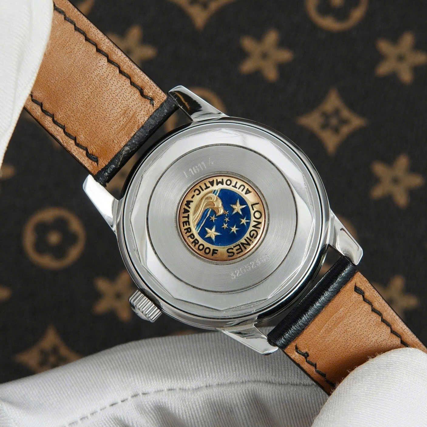 Longines Conquest Heritage L1.611.4.75.4 Used – Vẻ Đẹp Cổ Điển Vượt Thời Gian