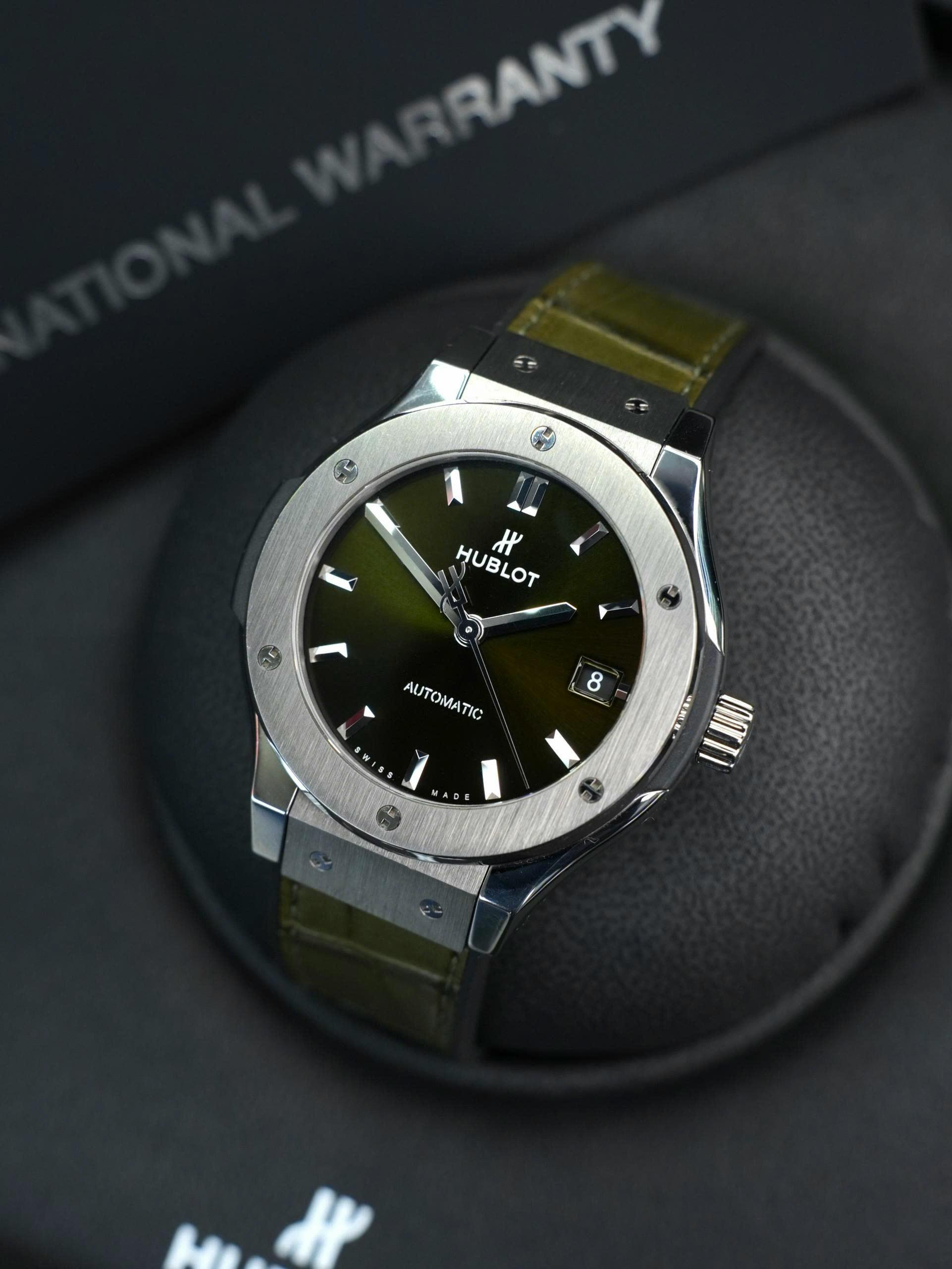 Hublot Classic Fusion 565.NX.8970.LR 38mm Used – Hublot Titanium