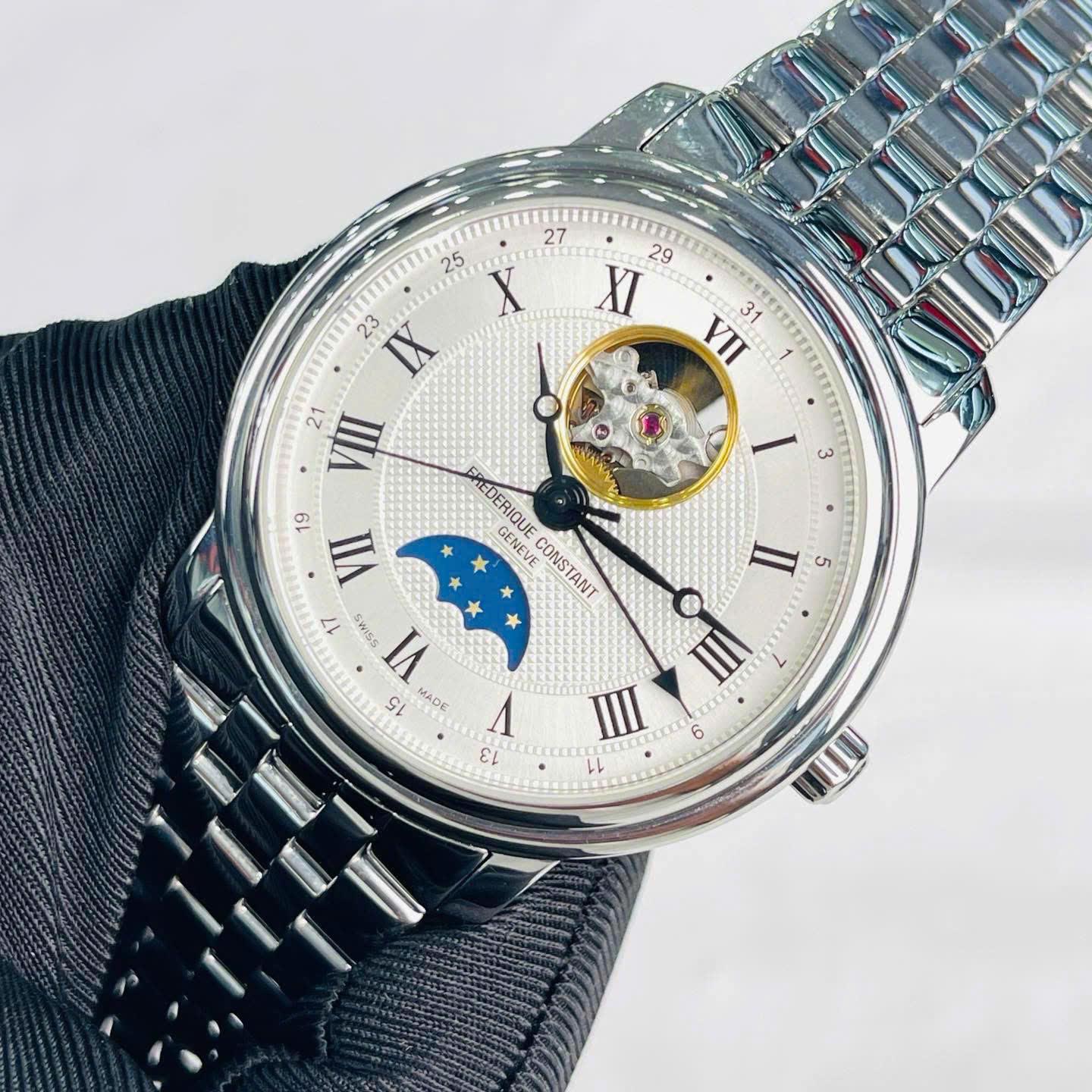 Frederique Constant Classic Open Heart FC-335MC4P6B2 Used