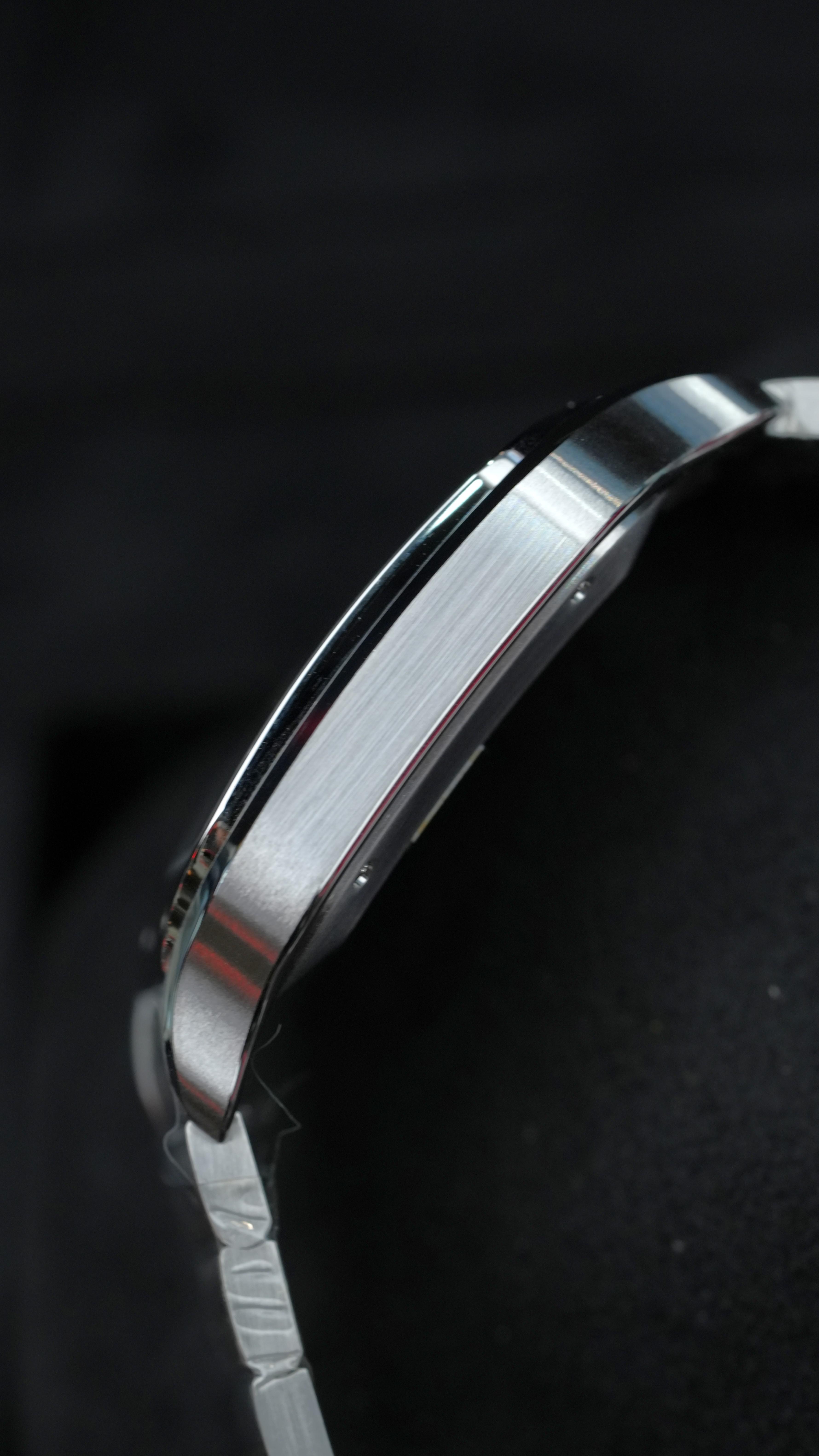 Cartier Santos de Cartier WSSA0062 Automatic – Thiết Kế Xanh Lá Biểu Tượng Hơn 100 Năm