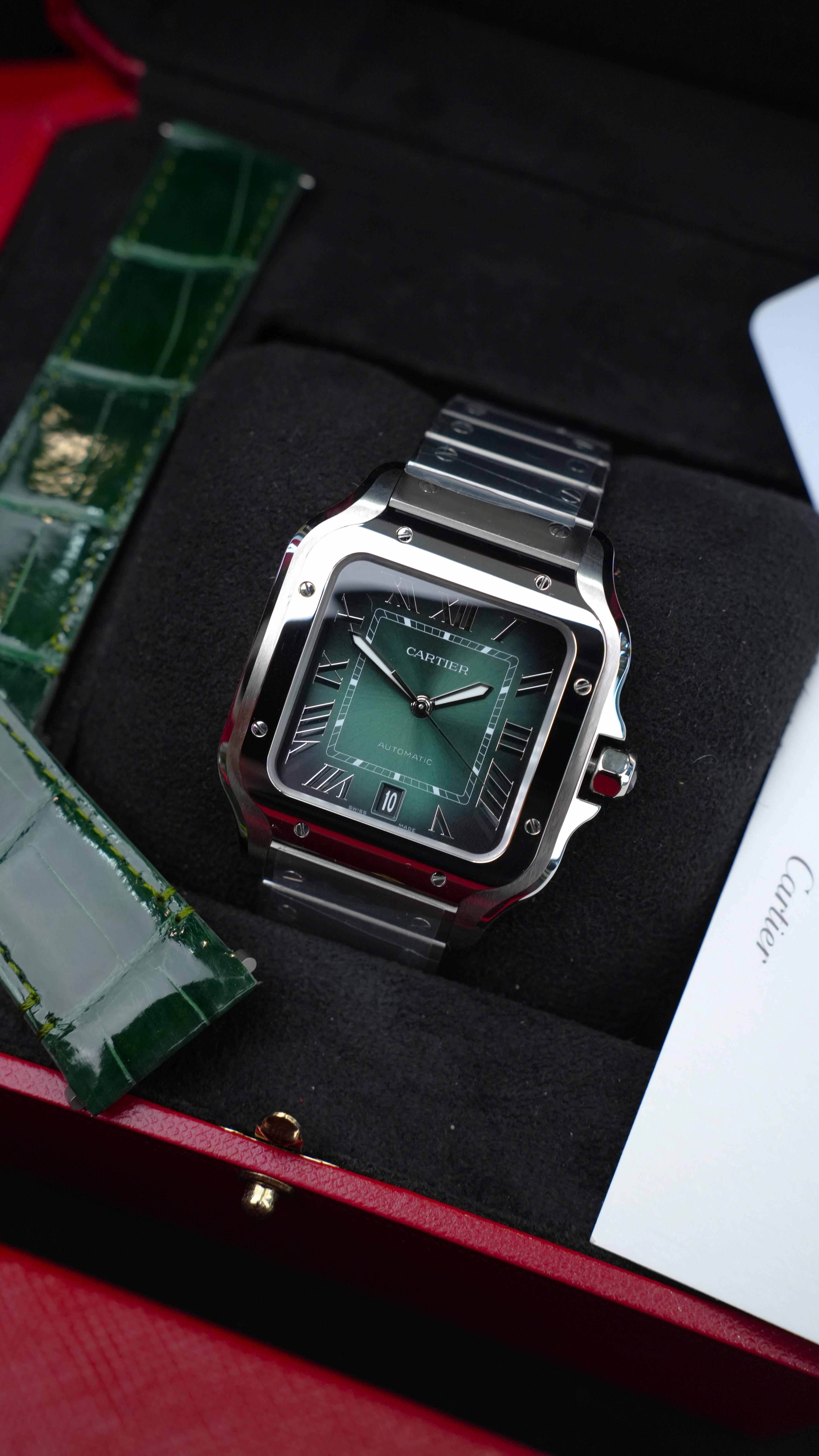 Cartier Santos de Cartier WSSA0062 Automatic – Thiết Kế Xanh Lá Biểu Tượng Hơn 100 Năm