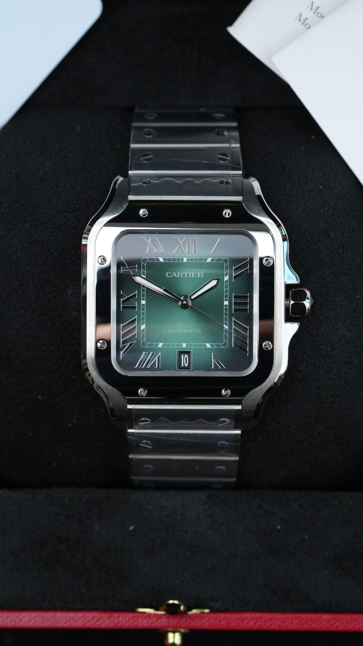 Cartier Santos de Cartier WSSA0062 Automatic – Thiết Kế Xanh Lá Biểu Tượng Hơn 100 Năm