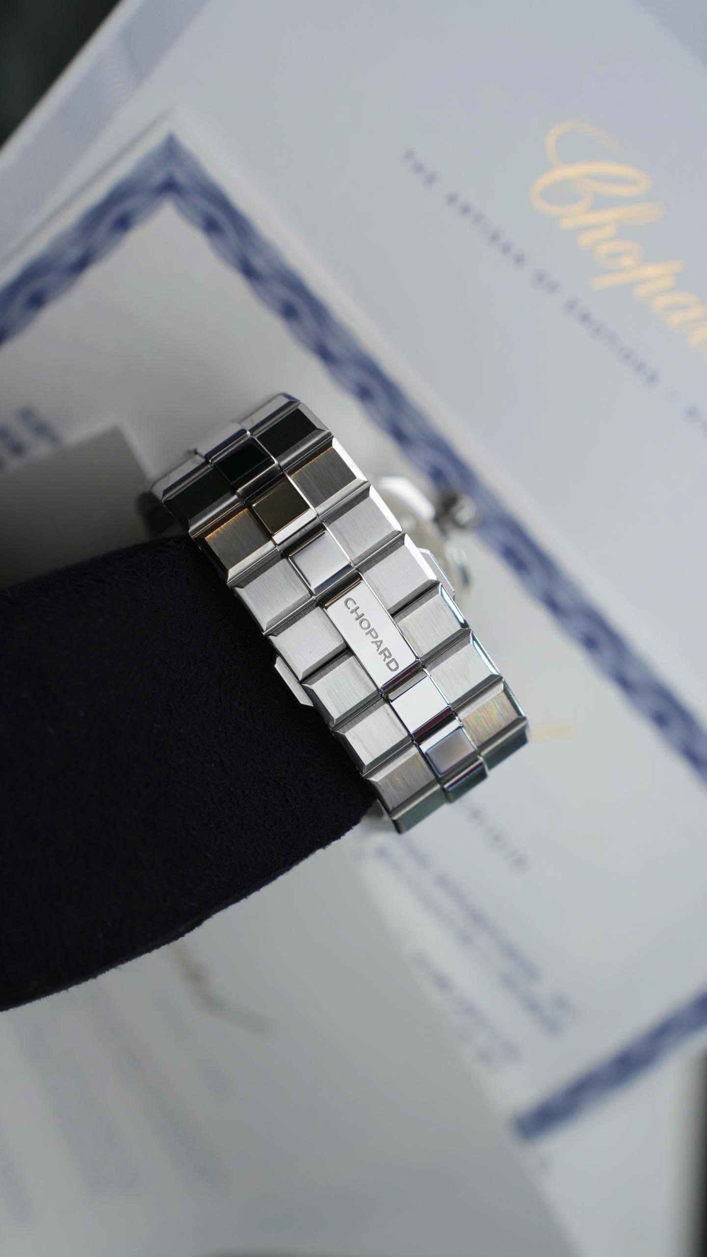 CHOPARD ALPINE EAGLE 298600-3001 – LUXURY SPORT WATCH ĐÁNG SỞ HỮU 2026