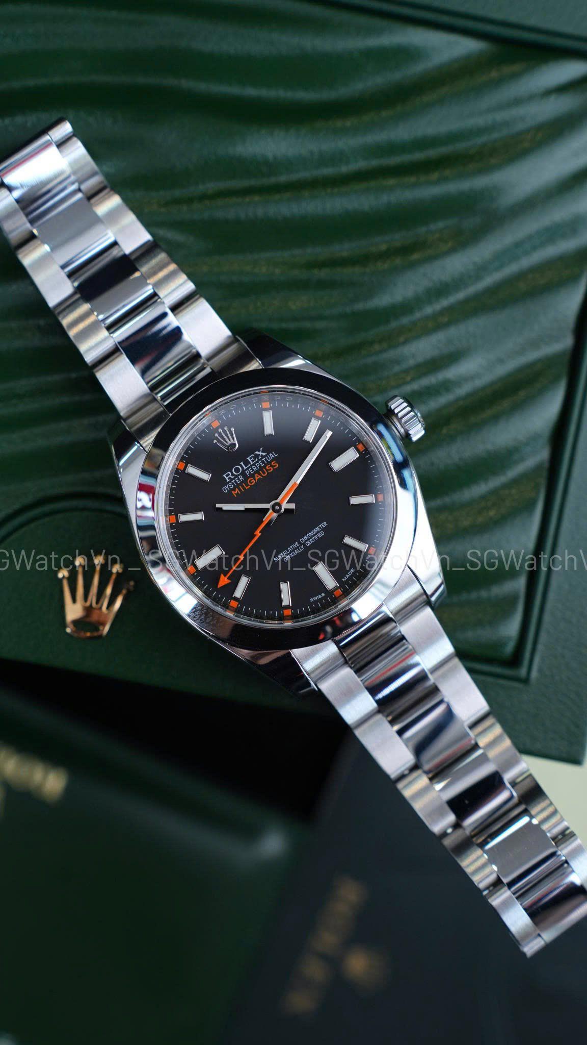 Rolex Milgauss 40mm 116400 (Black Dial – Lightning Bolt Hand) – USED Fullset