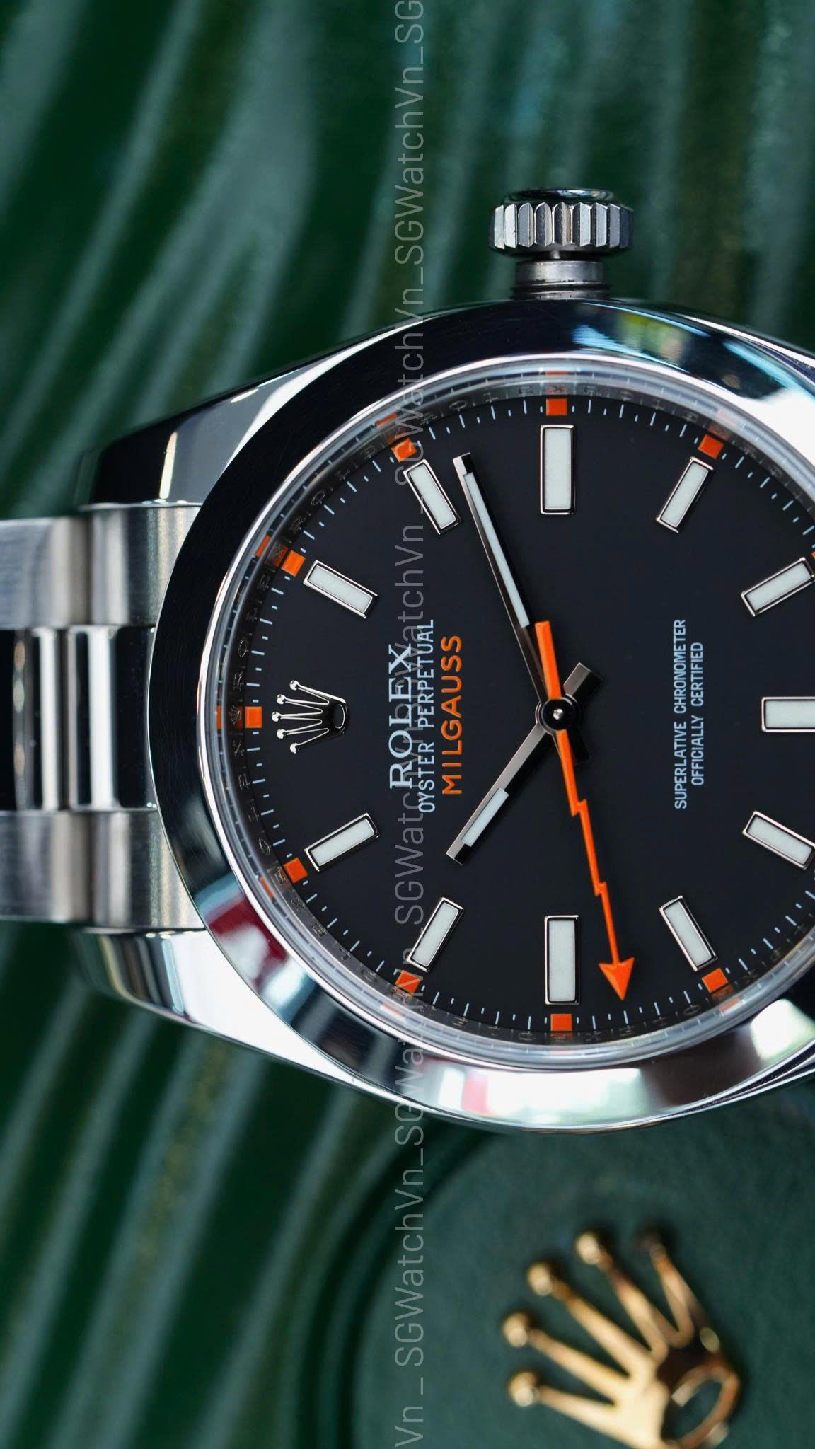 Rolex Milgauss 40mm 116400 (Black Dial – Lightning Bolt Hand) – USED Fullset