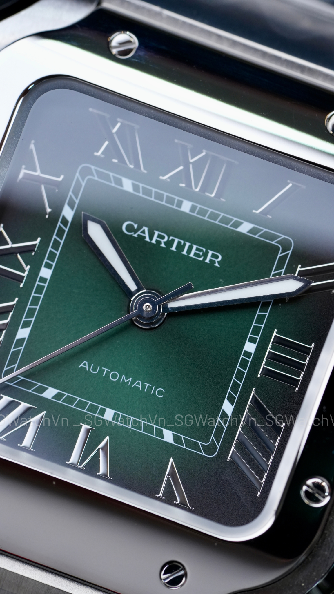 Cartier Santos de Cartier WSSA0061 (Green Gradient Dial Size M) – NEW Full Set