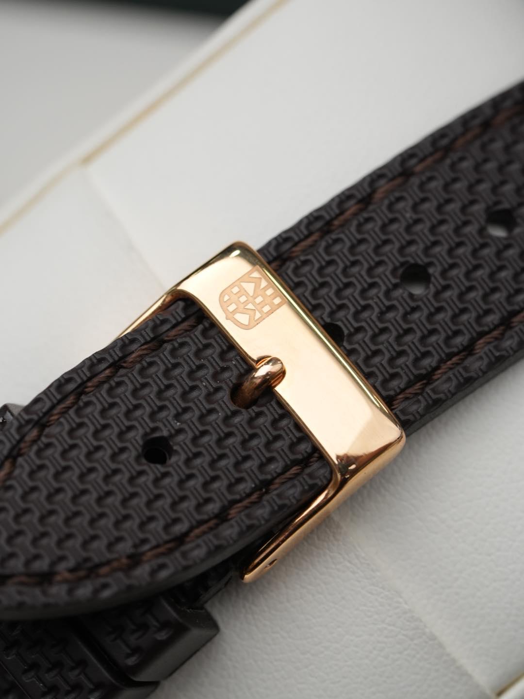 Frederique Constant Highlife Heart Beat FC-310V4NH4 – Đồng Hồ Lướt Fullset 2 Dây