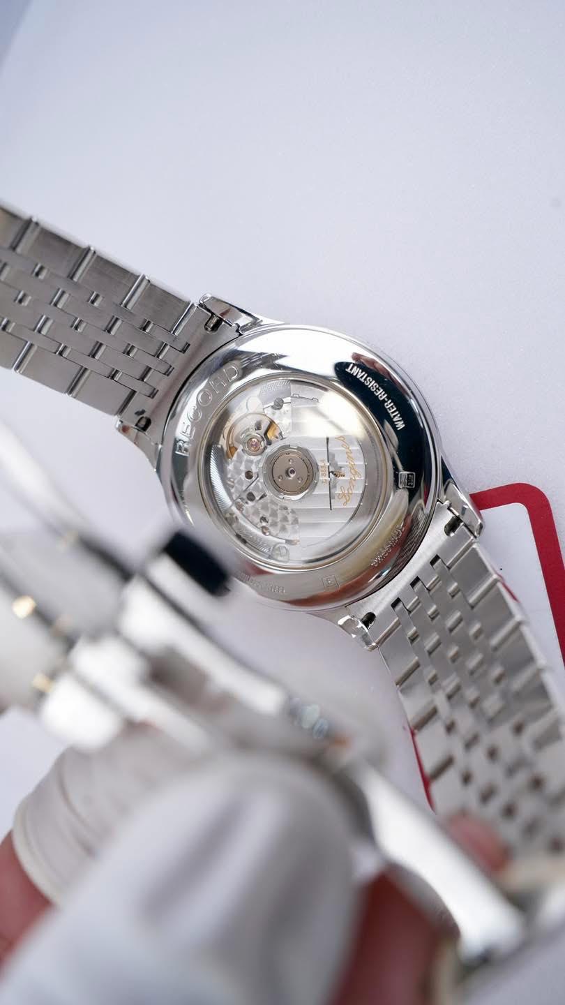 Longines Record L2.821.4.72.6 Used COSC Chronometer