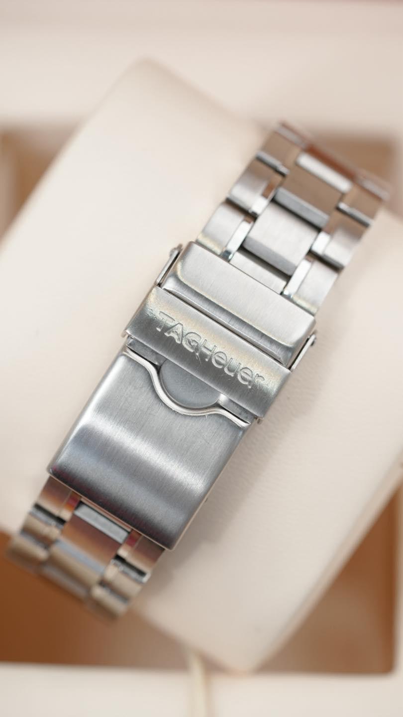 TAG Heuer Aquaracer WAF211R