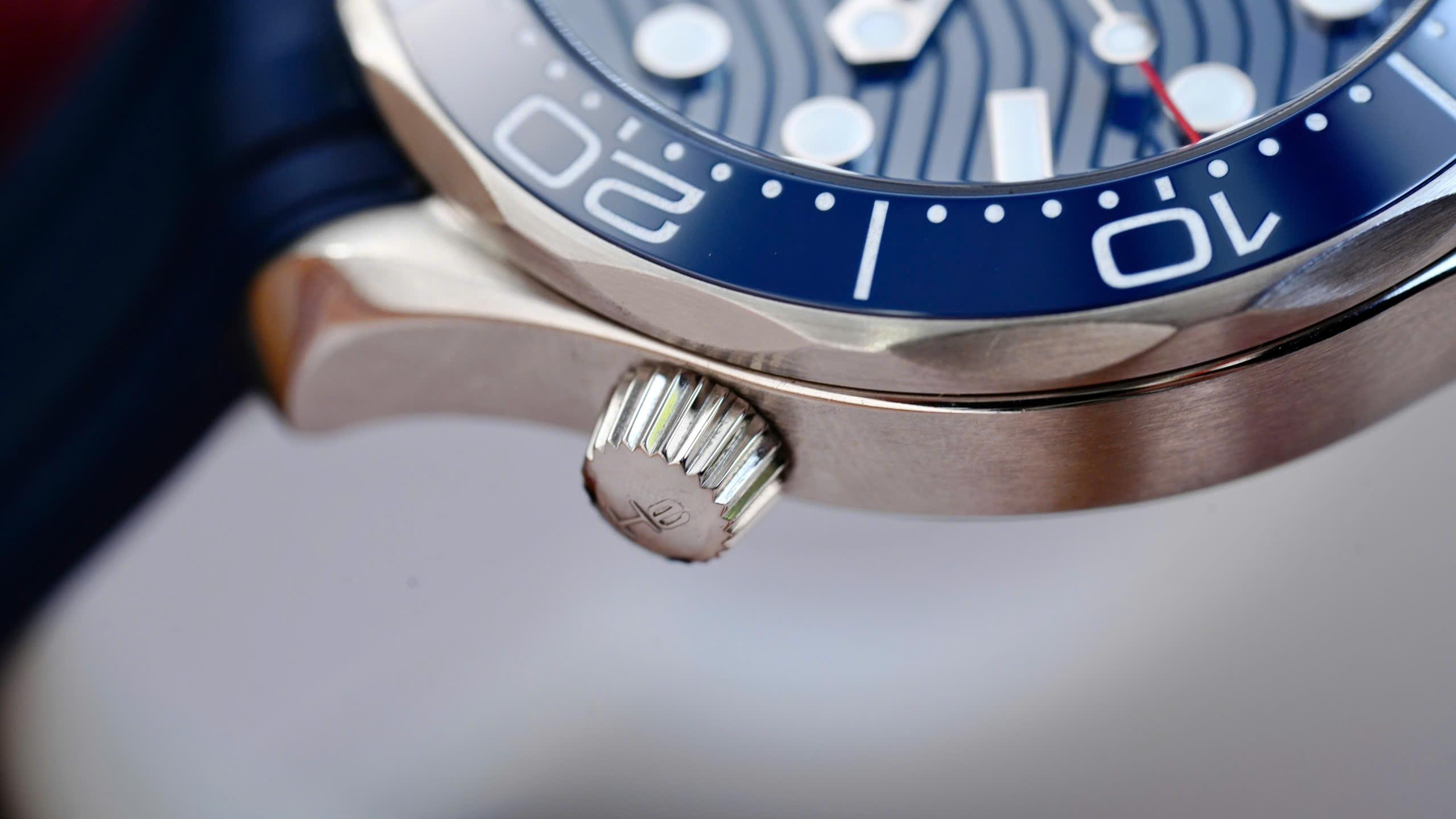 Omega Seamaster Diver 300M 210.32.42.20.03.001