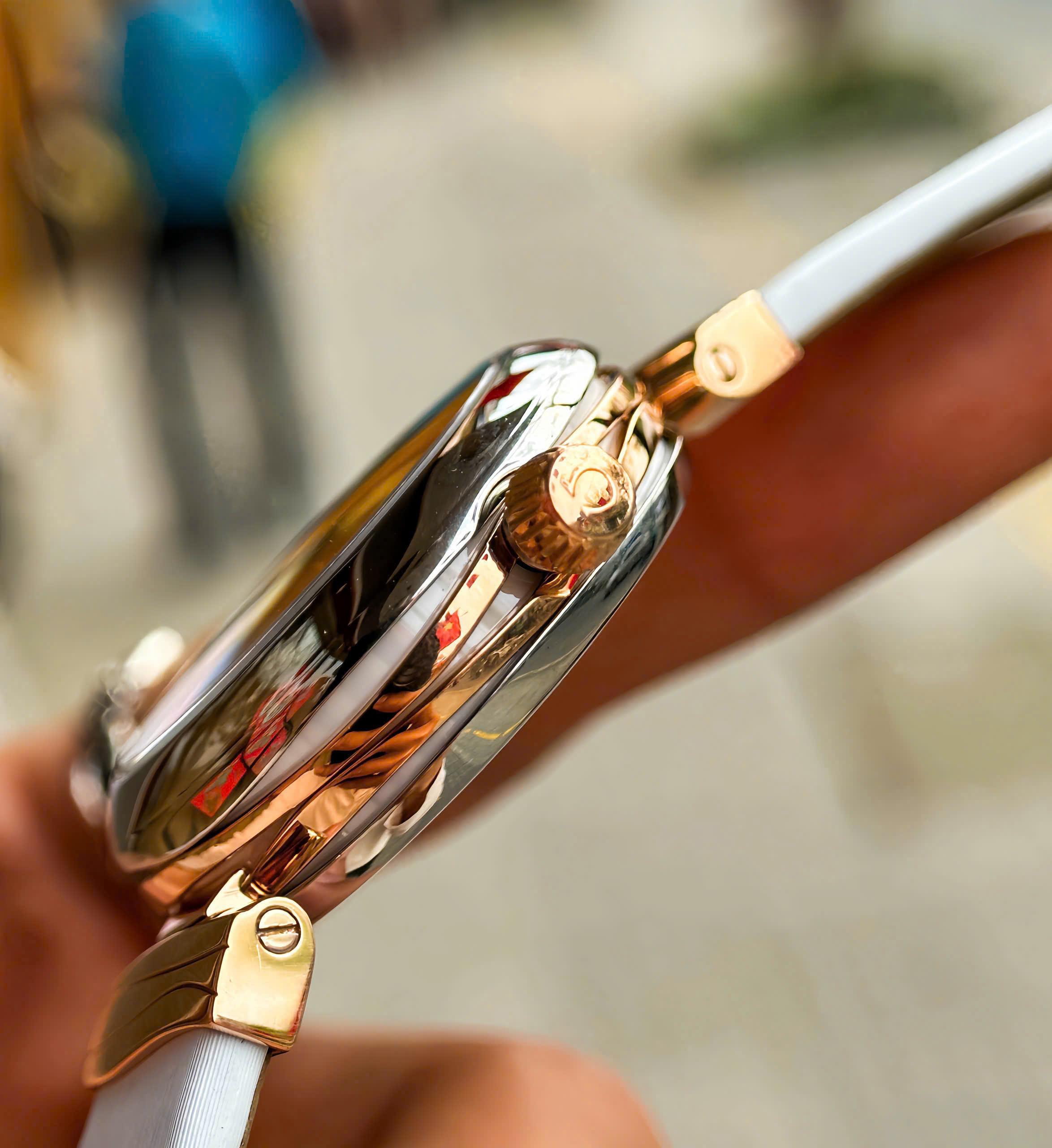 Omega Ladymatic Diamond 425.22.34.20.55.001