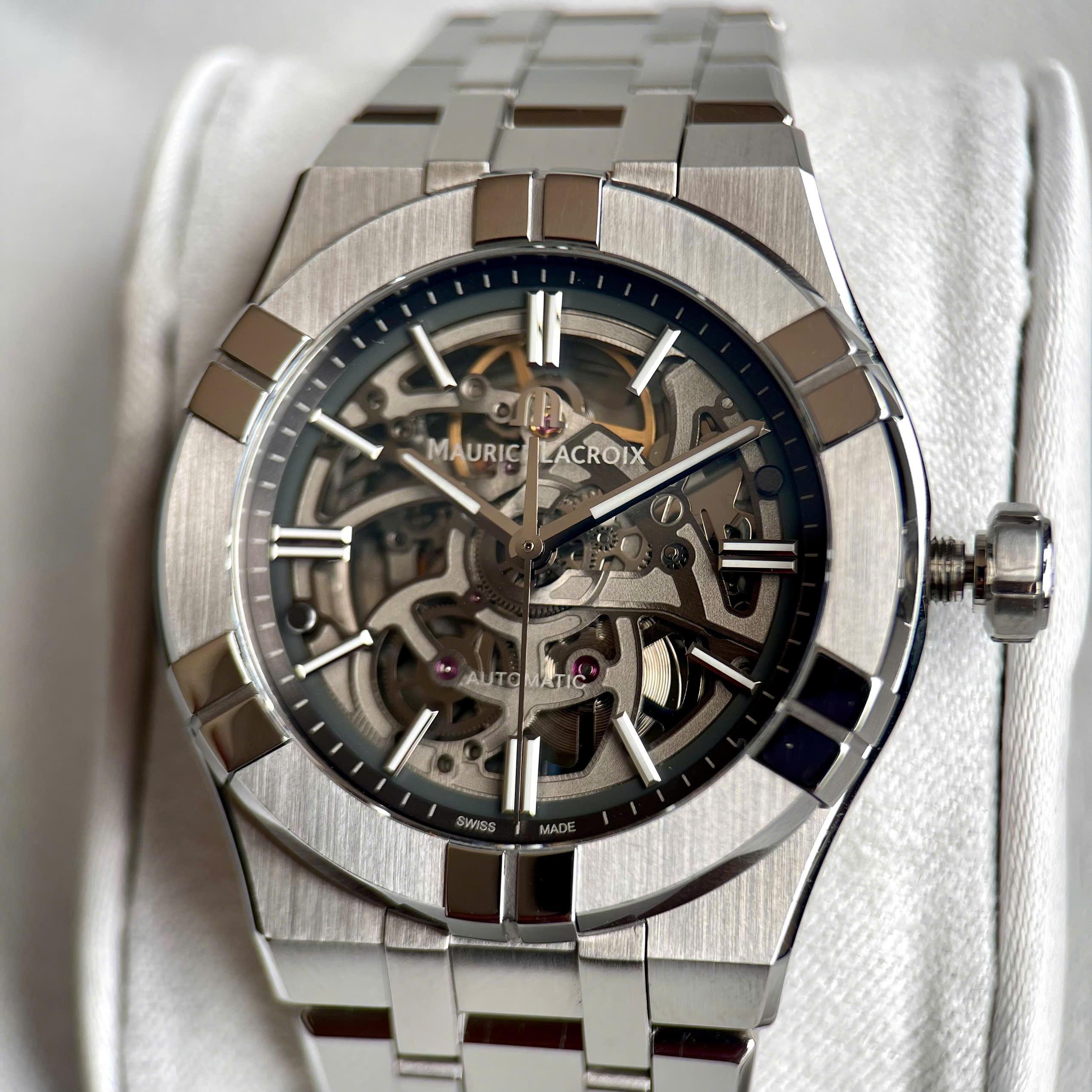 Maurice Lacroix Aikon Skeleton AI6007-SS002-030-1