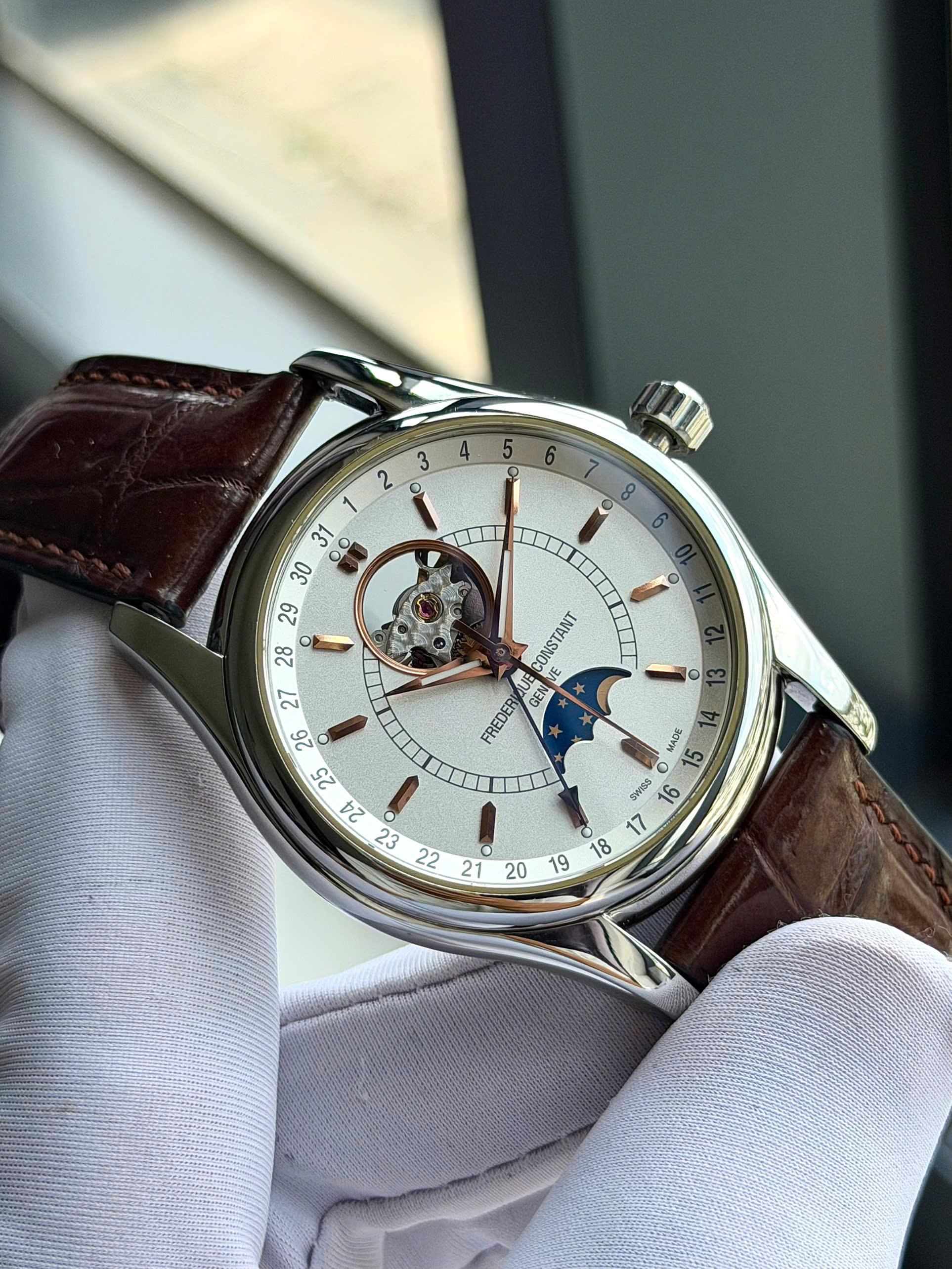 Frederique Constant FC-335V6B6
